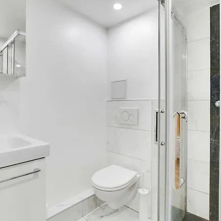 Charming 1br Montorgueil Republique * Paris
