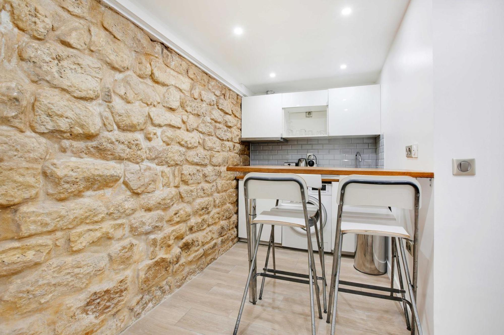 Charming 1br Montorgueil Republique * Paris